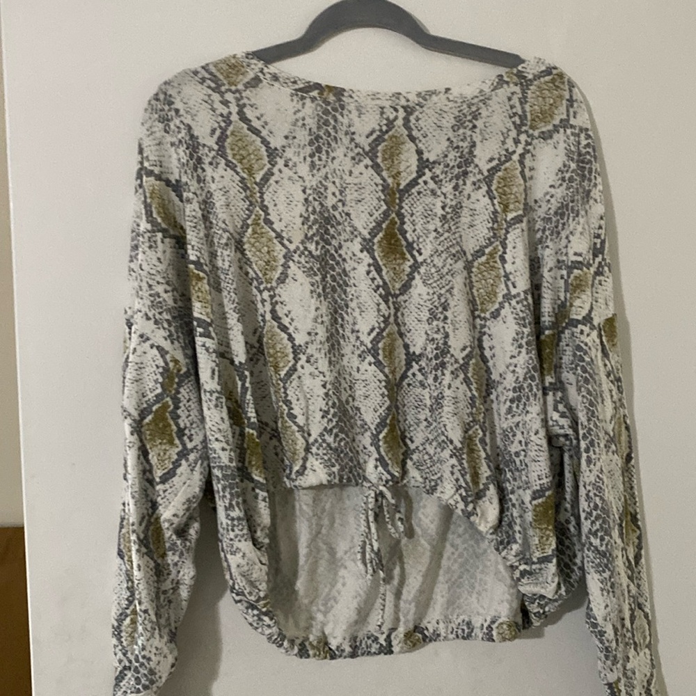Snakeskin long sleeve tee
